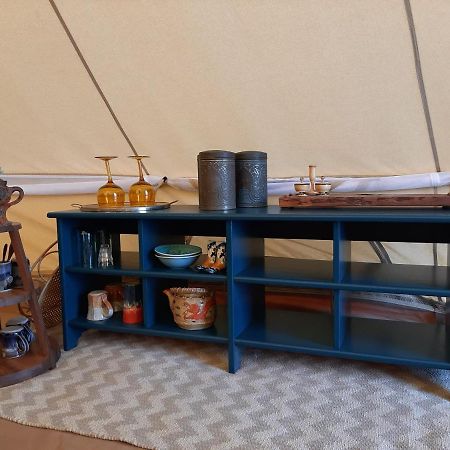 Glamping De Vrije Wind, Tentverhuur Houwerzijl Ngoại thất bức ảnh