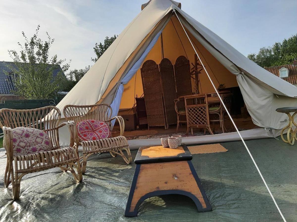 Glamping De Vrije Wind, Tentverhuur Houwerzijl Ngoại thất bức ảnh
