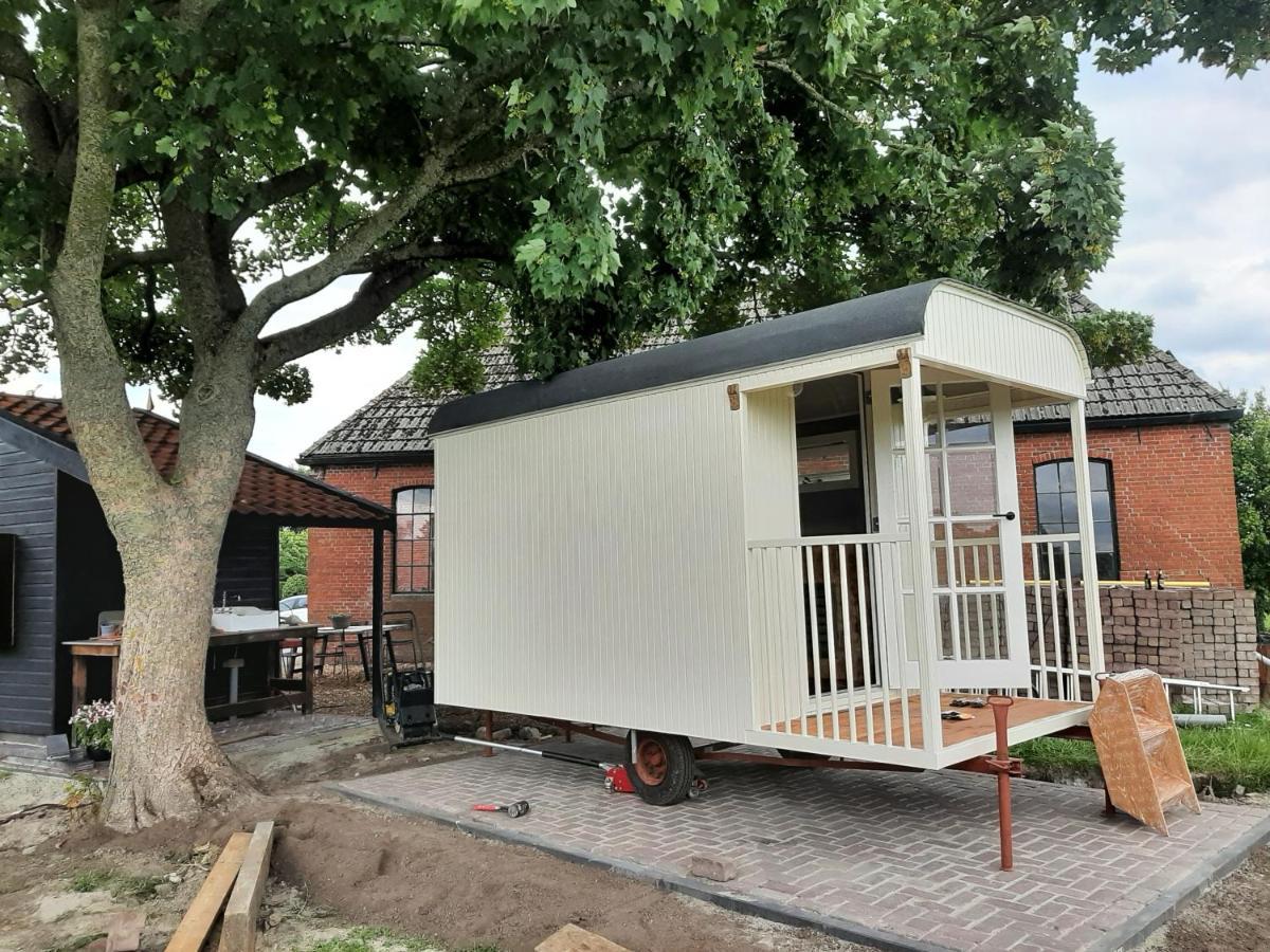 Glamping De Vrije Wind, Tentverhuur Houwerzijl Ngoại thất bức ảnh