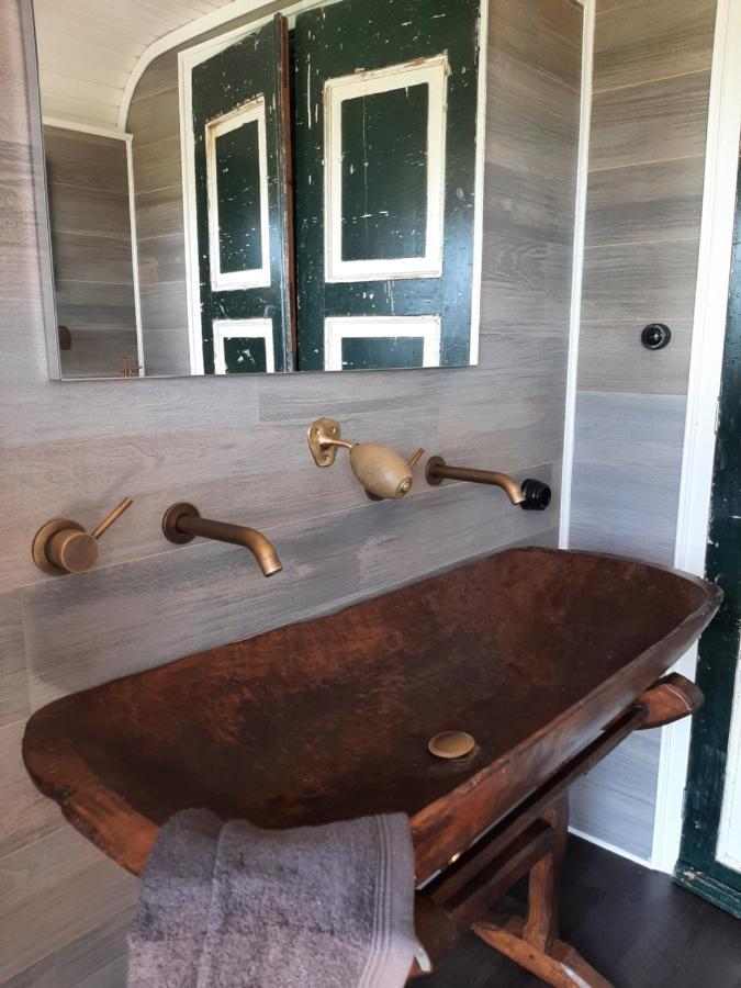 Glamping De Vrije Wind, Tentverhuur Houwerzijl Ngoại thất bức ảnh